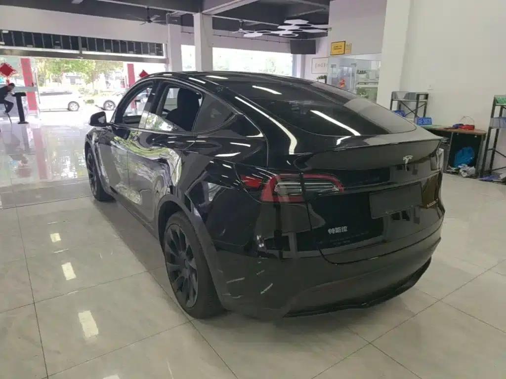 Model Y 2022 Facelift Long Range All-Wheel Drive Version — миниатюра 5