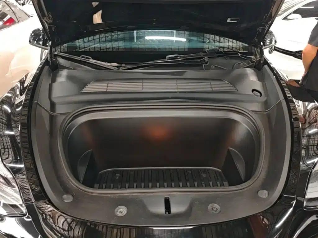 Model Y 2021 Standard Range Rear-Wheel Drive — миниатюра 20