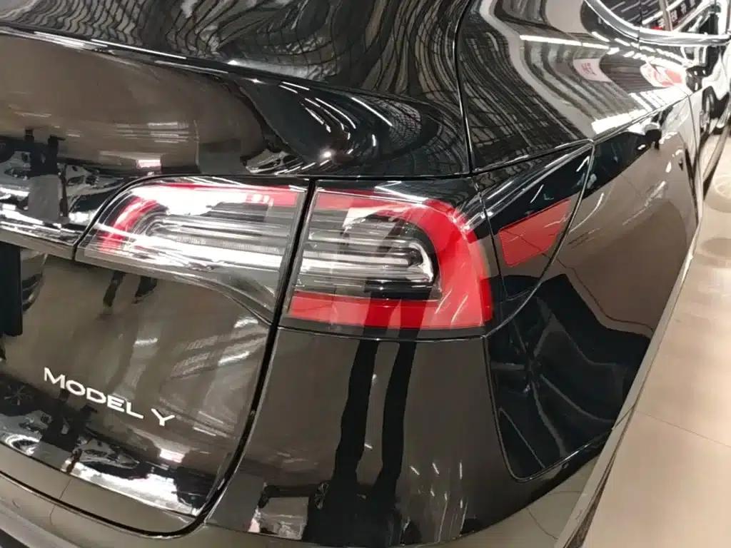 Model Y 2021 Standard Range Rear-Wheel Drive — миниатюра 8