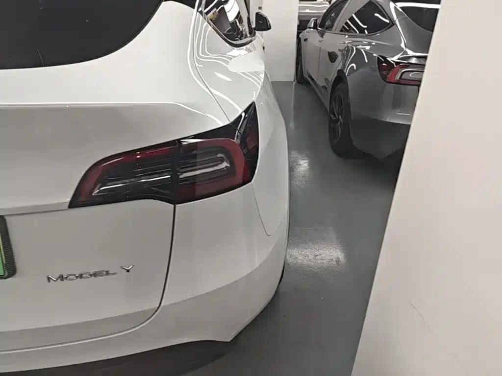 Model Y 2024 Rear-Wheel Drive — миниатюра 8