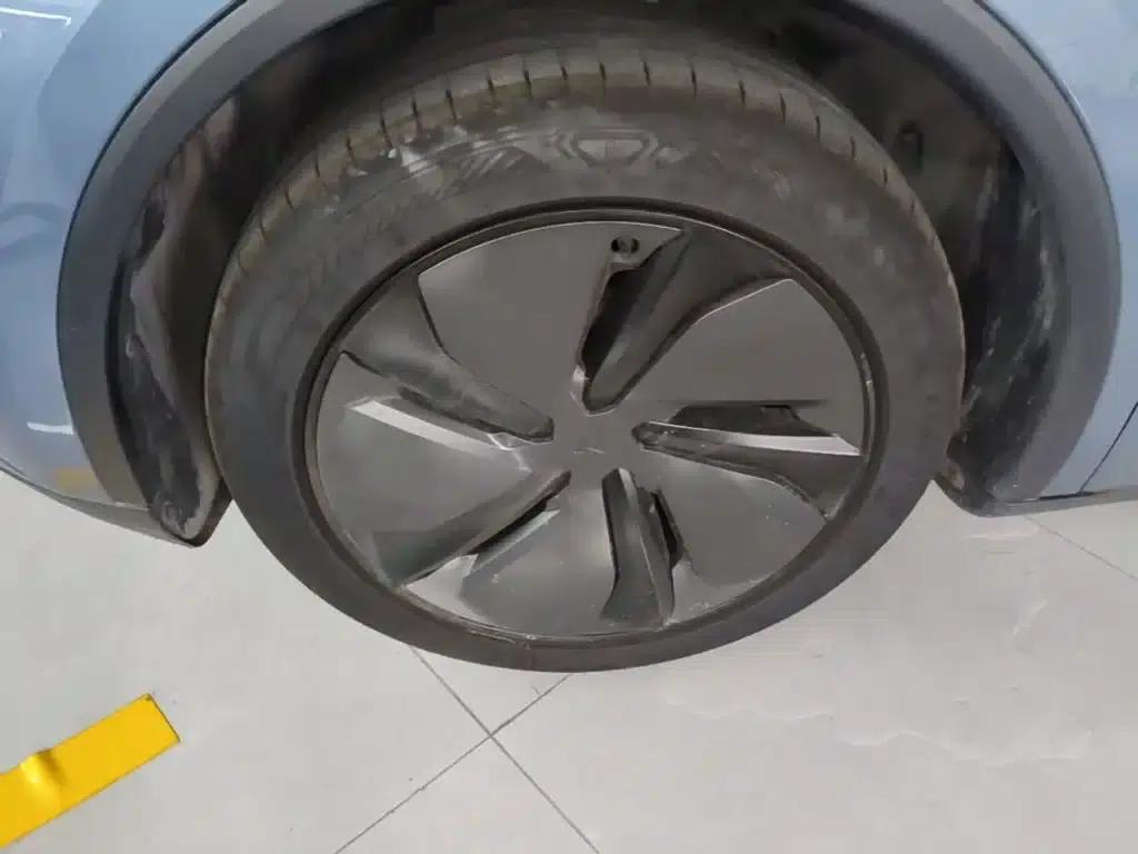 Model Y 2025 Rear-Wheel Drive — миниатюра 23