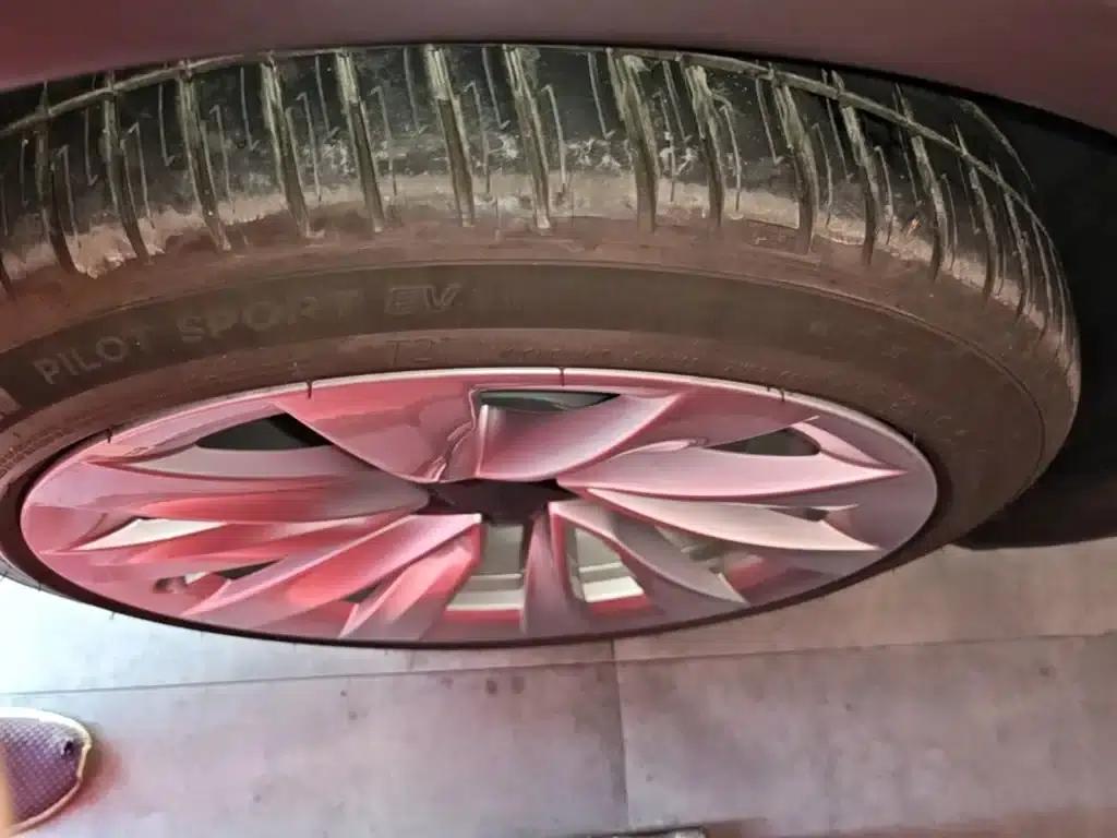 Model Y 2025 Long Range All-Wheel Drive First Edition — миниатюра 23