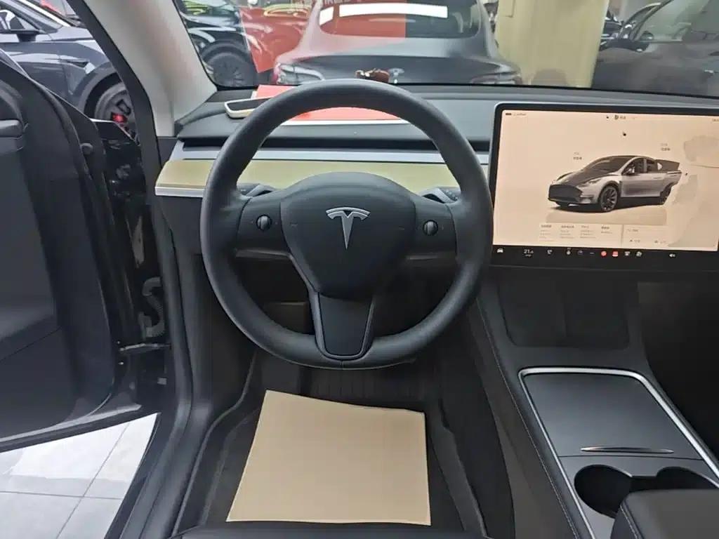 Model Y 2022 Facelift Rear-Wheel Drive Version — миниатюра 11