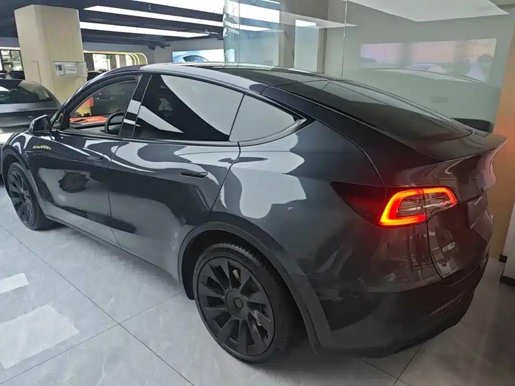 Model Y 2022 Facelift Rear-Wheel Drive Version — миниатюра 5