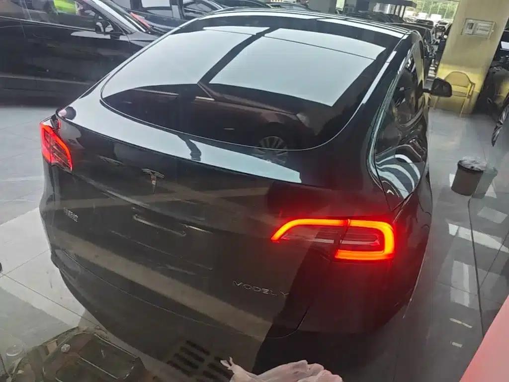 Model Y 2022 Facelift Rear-Wheel Drive Version — миниатюра 7