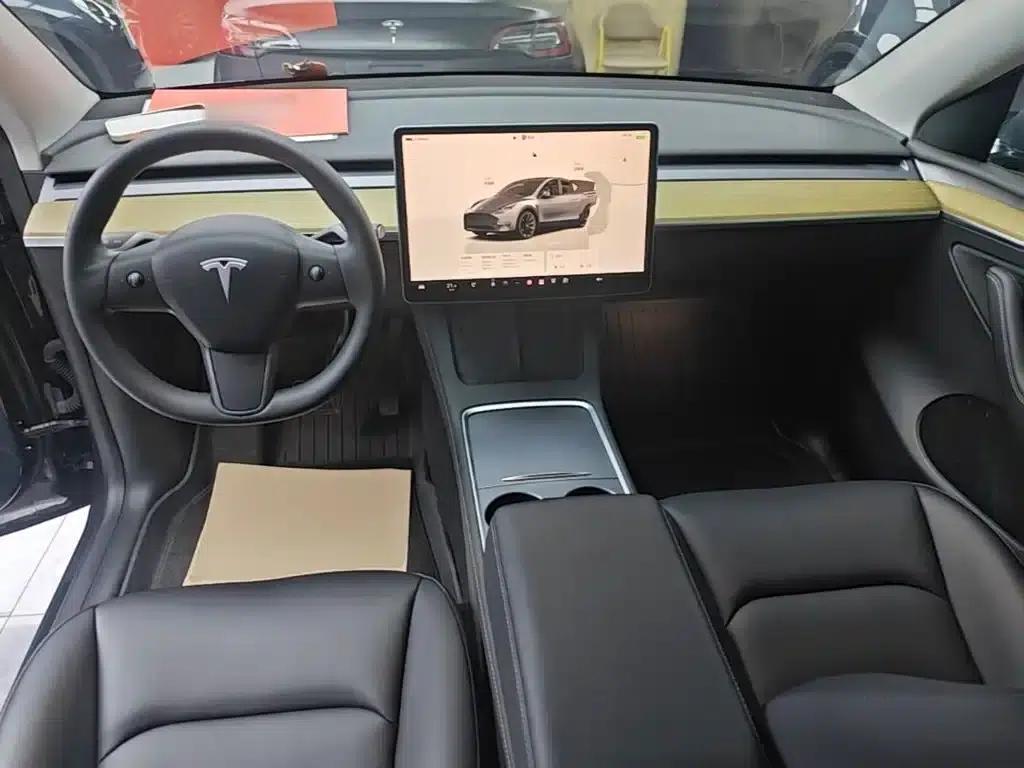 Model Y 2022 Facelift Rear-Wheel Drive Version — миниатюра 10