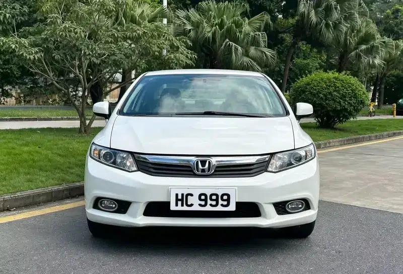2012 Civic 1.8L Automatic Comfort Edition — миниатюра 2