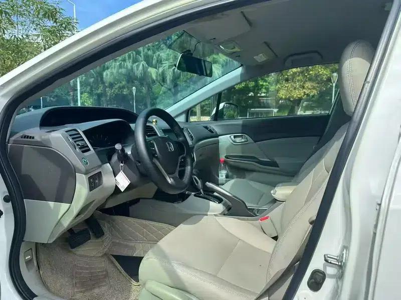 2012 Civic 1.8L Automatic Comfort Edition — миниатюра 7