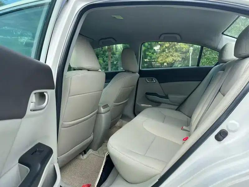 2012 Civic 1.8L Automatic Comfort Edition — миниатюра 9