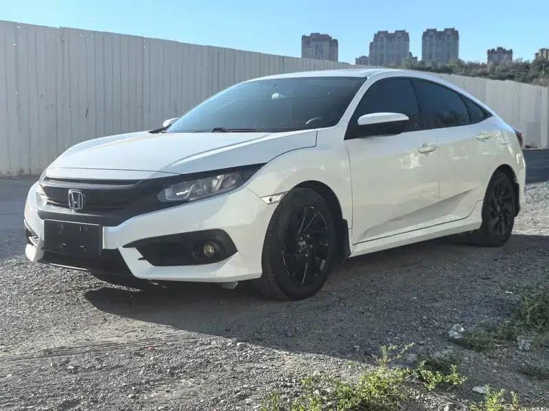 2016 Civic 220TURBO Manual Deluxe Edition — миниатюра 1