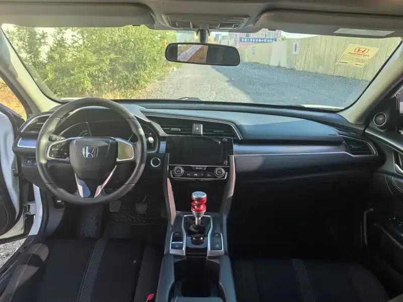 2016 Civic 220TURBO Manual Deluxe Edition — миниатюра 7
