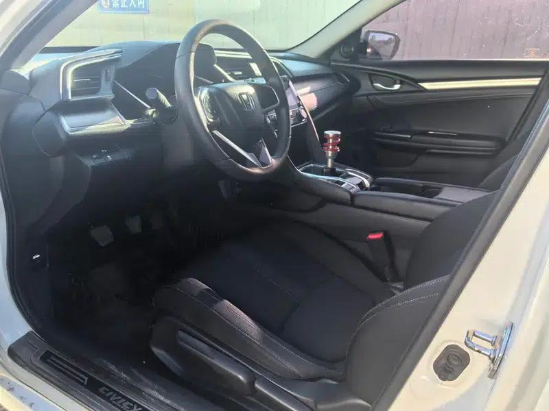 2016 Civic 220TURBO Manual Deluxe Edition — миниатюра 8