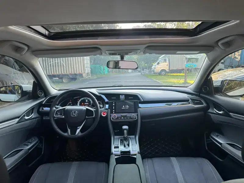 2016 Civic 220TURBO CVT Luxury Edition — миниатюра 15