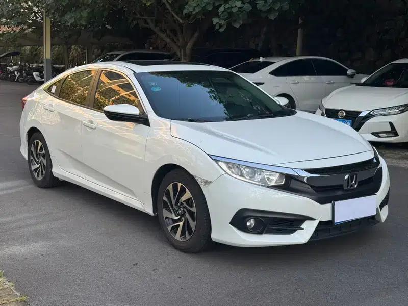 2016 Civic 220TURBO CVT Luxury Edition — миниатюра 3