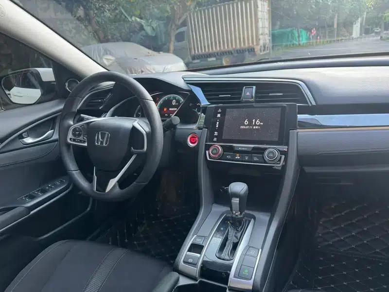 2016 Civic 220TURBO CVT Luxury Edition — миниатюра 22
