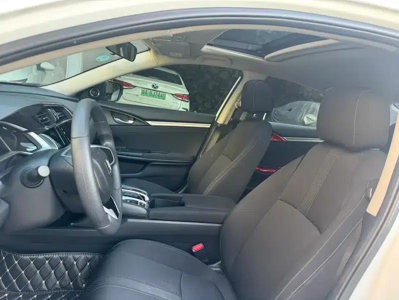 2016 Civic 220TURBO CVT Luxury Edition — миниатюра 25