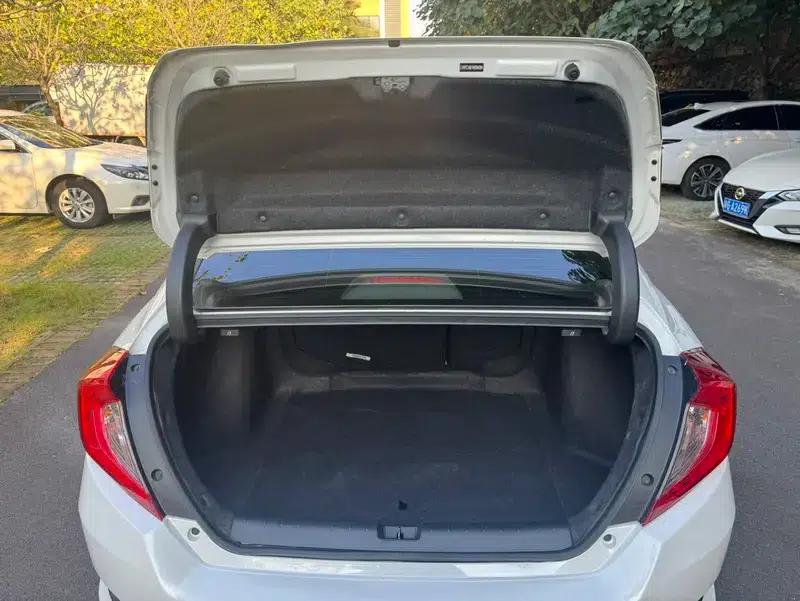 2016 Civic 220TURBO CVT Luxury Edition — миниатюра 28