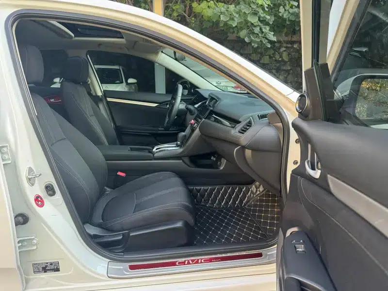 2016 Civic 220TURBO CVT Luxury Edition — миниатюра 34
