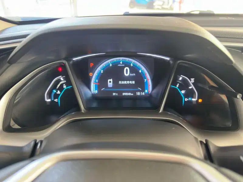 2016 Civic 220TURBO CVT Luxury Edition — миниатюра 14
