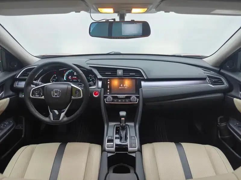 2016 Civic 220TURBO CVT Premium Edition — миниатюра 14