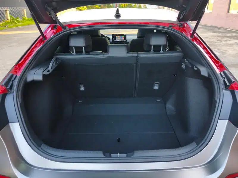 2023 Civic Hatchaback 240TURBO CVT Extreme Edition — миниатюра 20
