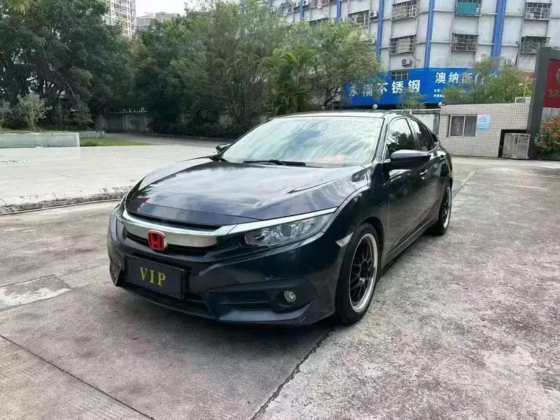 2016 Civic 220TURBO CVT Luxury Edition — миниатюра 1