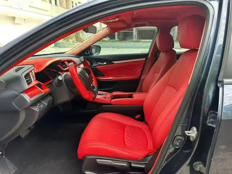 2016 Civic 220TURBO CVT Luxury Edition — миниатюра 9