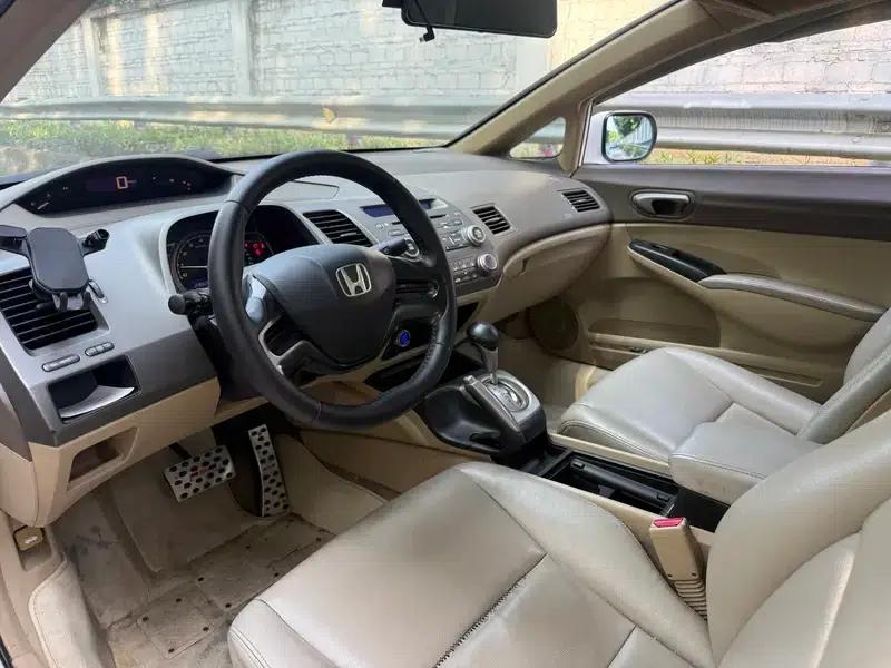 2006 Civic 1.8L Automatic Classic Edition — миниатюра 13