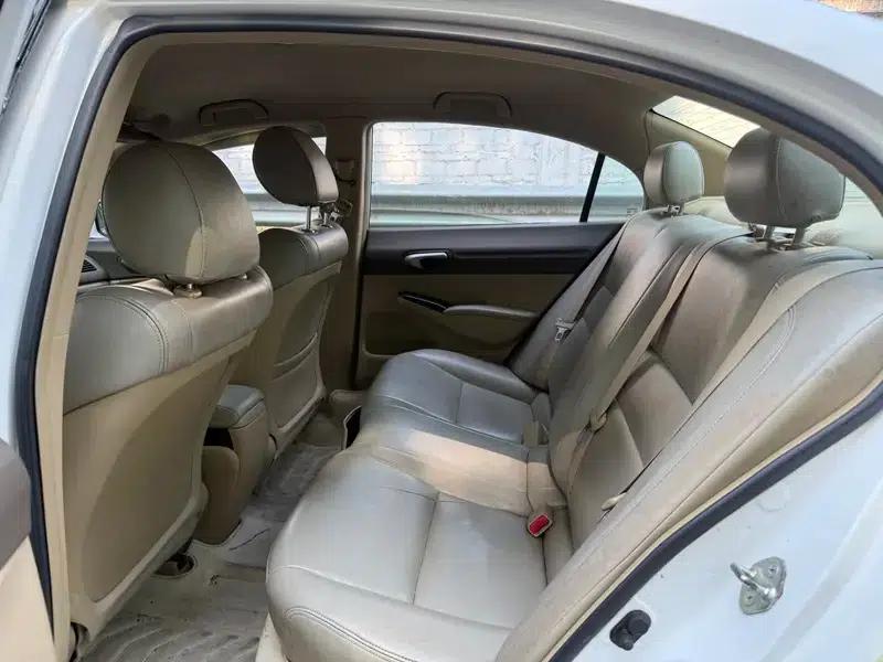 2006 Civic 1.8L Automatic Classic Edition — миниатюра 16