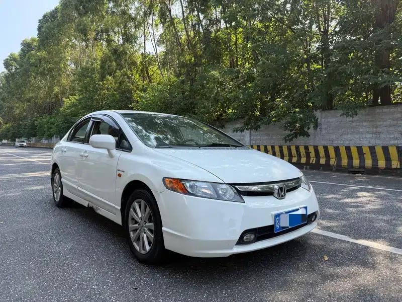2006 Civic 1.8L Automatic Classic Edition — миниатюра 3