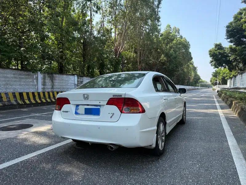 2006 Civic 1.8L Automatic Classic Edition — миниатюра 7