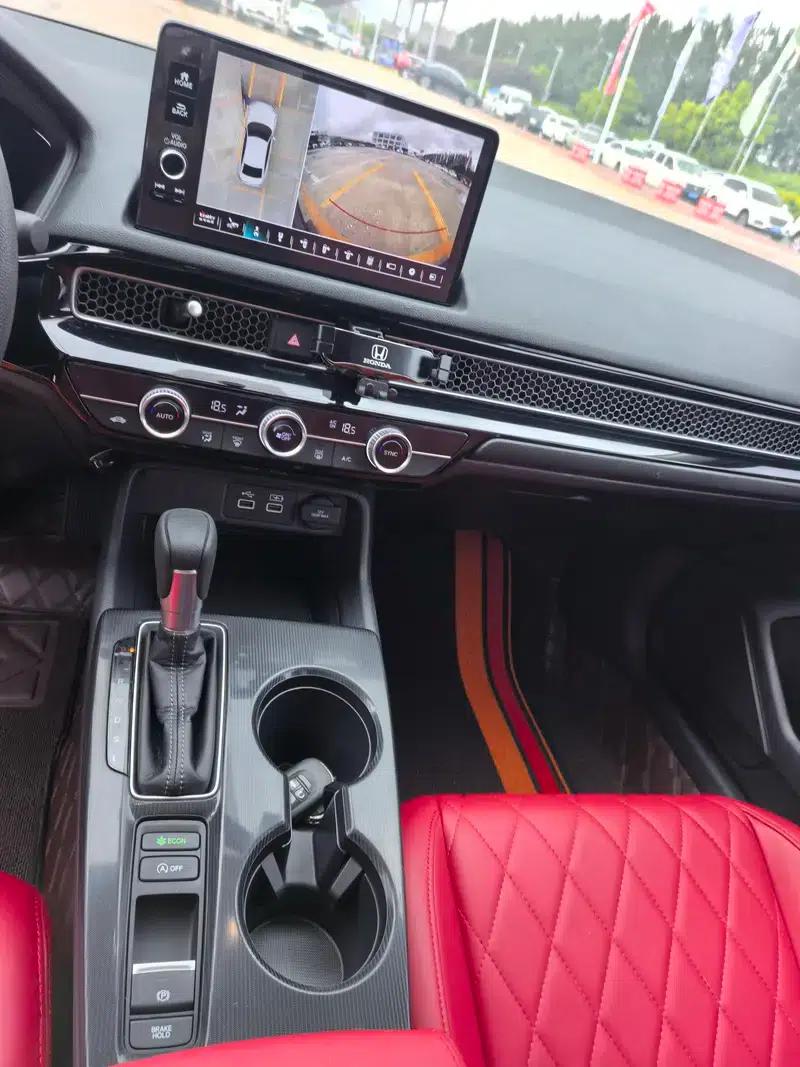 Civic 2022 180TURBO CVT Sporty Edition — миниатюра 8