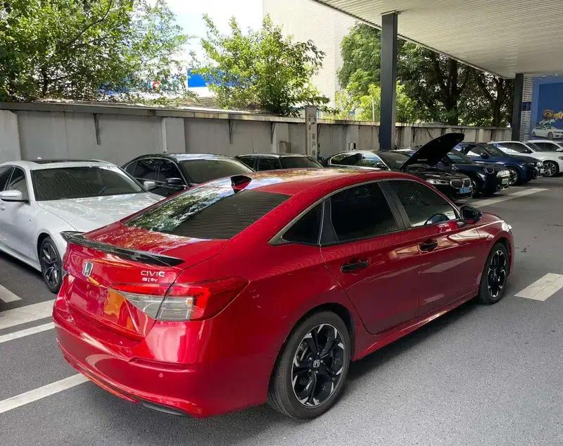 2022 Civic 2.0L e:HEV Sharp Edition — миниатюра 4