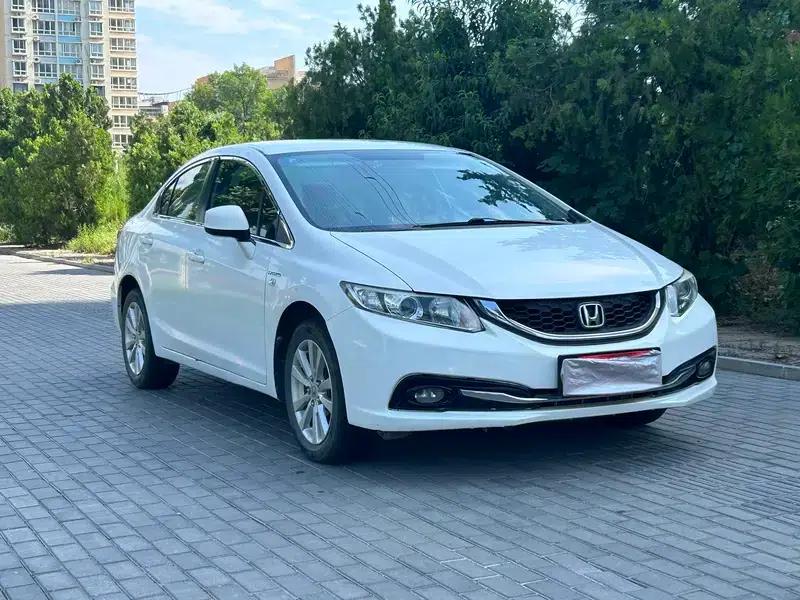 2014 Civic 1.8L Automatic Classic Edition — миниатюра 3