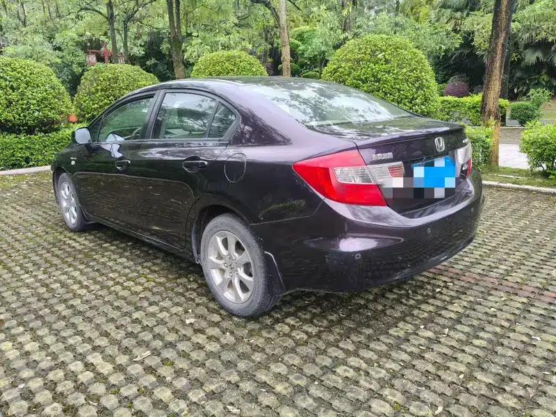 2012 Civic 1.8L Automatic Comfort Edition — миниатюра 4