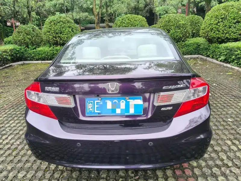 2012 Civic 1.8L Automatic Comfort Edition — миниатюра 5