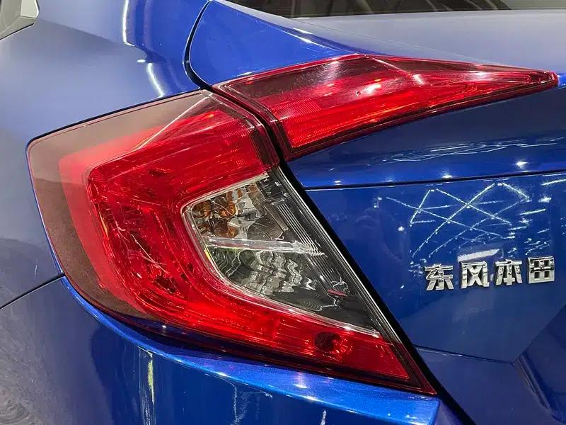 2016 Civic 180TURBO CVT Comfort Edition — миниатюра 13