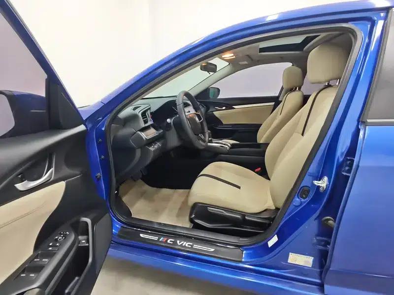 2016 Civic 180TURBO CVT Comfort Edition — миниатюра 17