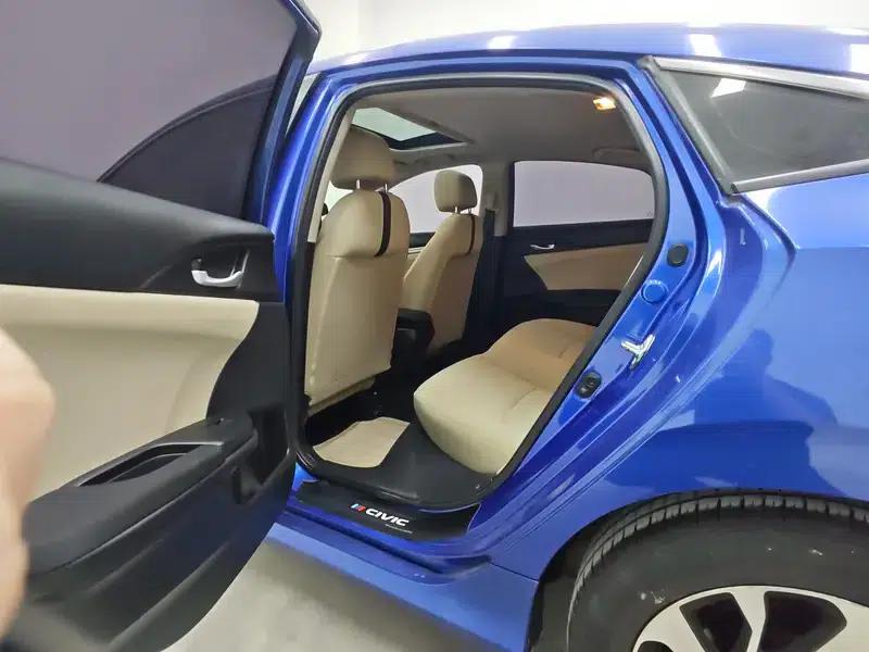 2016 Civic 180TURBO CVT Comfort Edition — миниатюра 18
