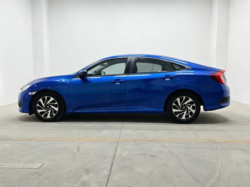 2016 Civic 180TURBO CVT Comfort Edition — миниатюра 4