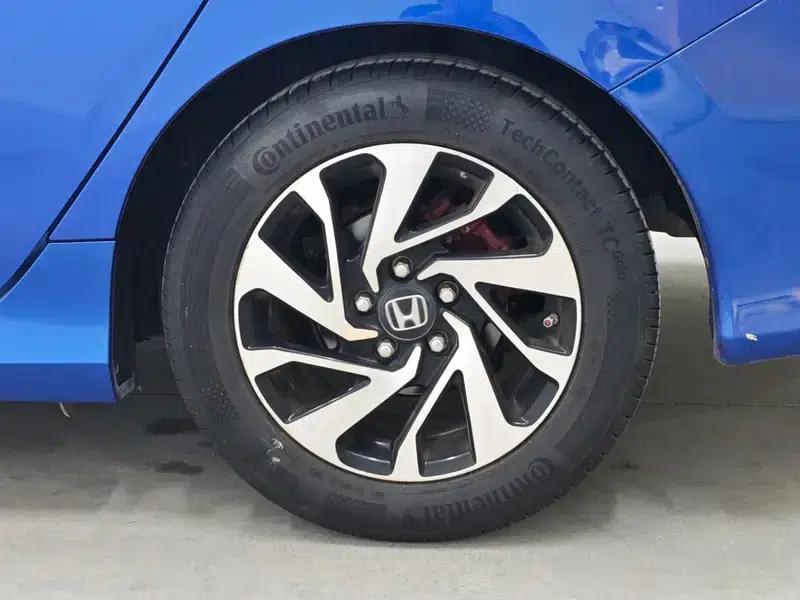 2016 Civic 180TURBO CVT Comfort Edition — миниатюра 9