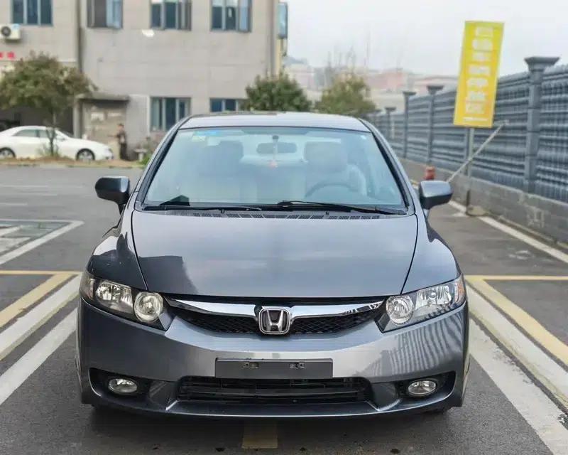 Civic 2009 1.8L Automatic Classic Edition — миниатюра 2
