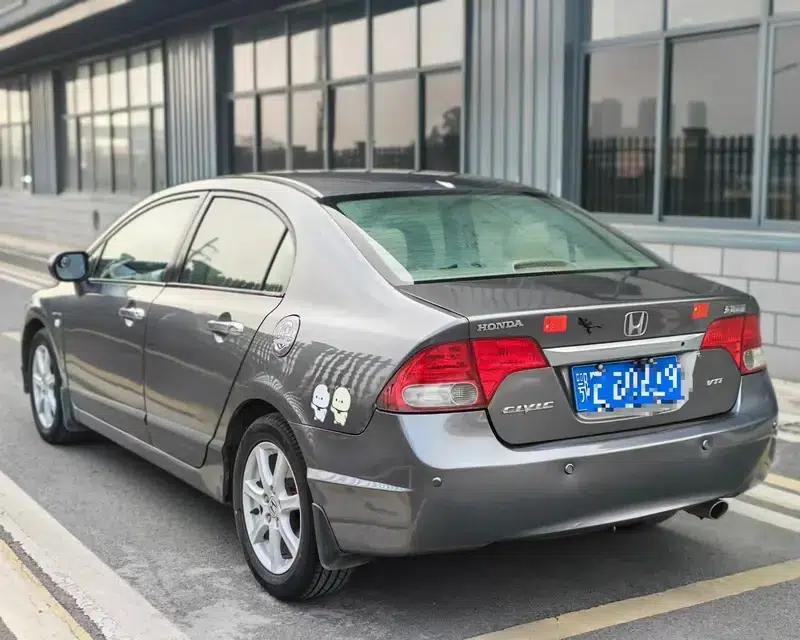 Civic 2009 1.8L Automatic Classic Edition — миниатюра 4