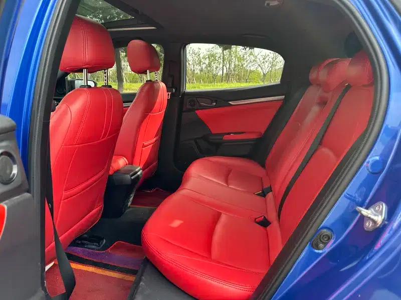 Civic 2020 HATCHBACK 220TURBO CVT Trendy and Cool — миниатюра 17