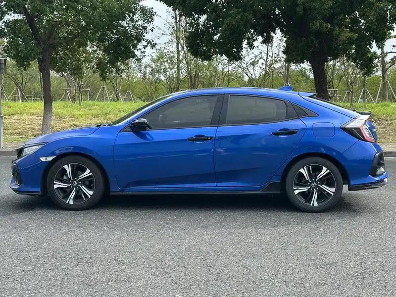 Civic 2020 HATCHBACK 220TURBO CVT Trendy and Cool — миниатюра 4