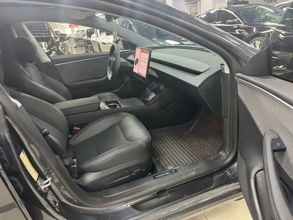 Model 3 2025 Facelift Rear-Wheel Drive Version — миниатюра 7