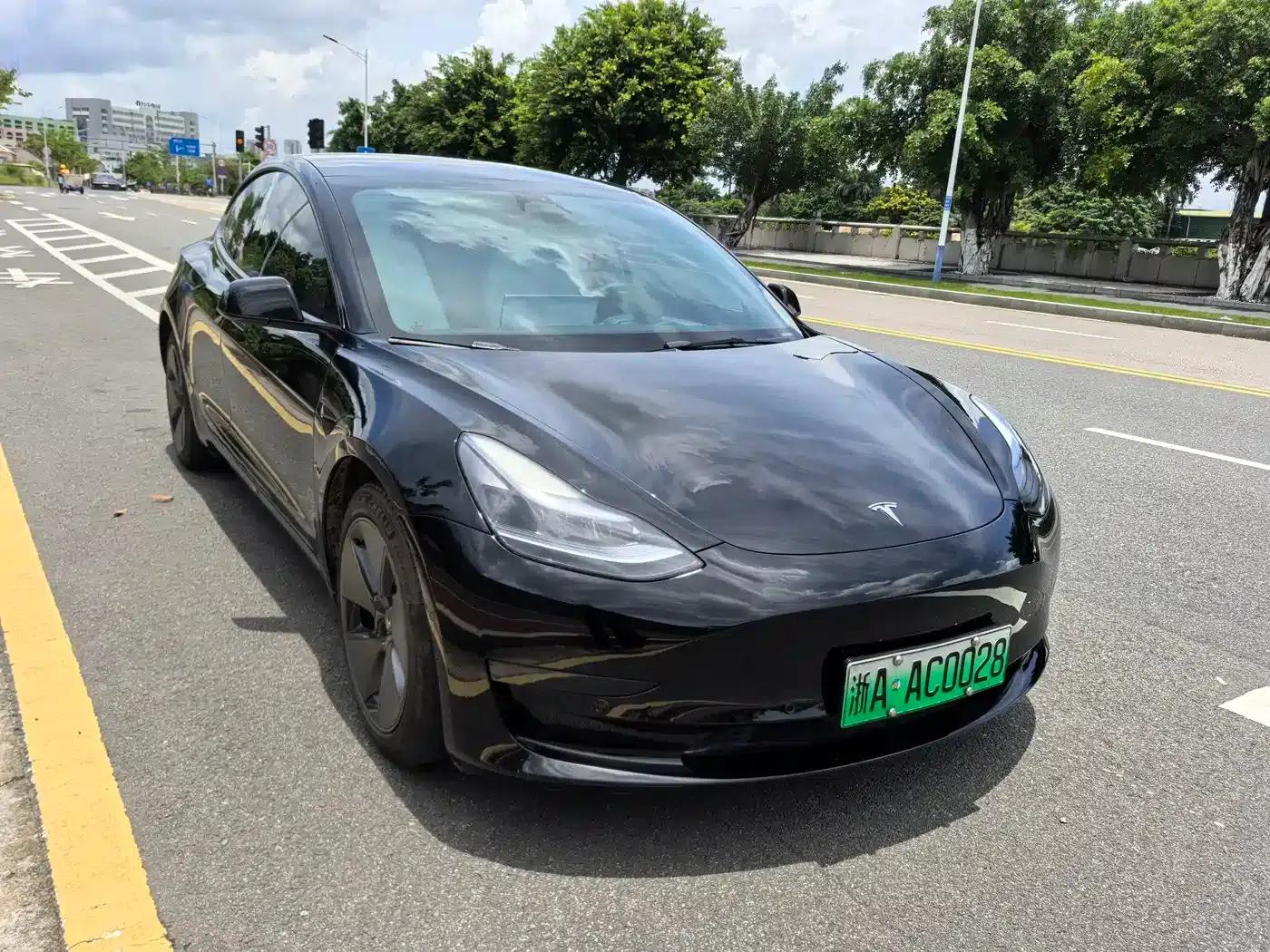 Model 3 2022 Rear-Wheel Drive — миниатюра 3