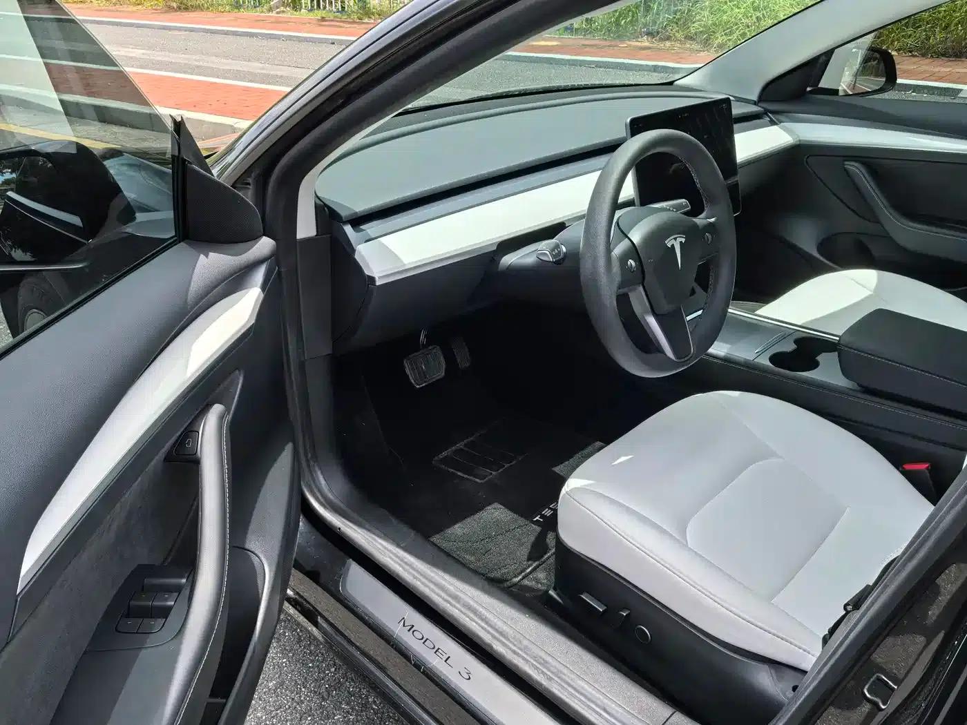 Model 3 2022 Rear-Wheel Drive — миниатюра 6