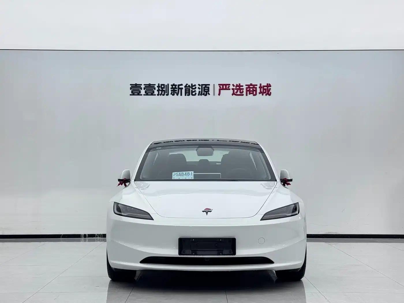 Model 3 2025 Facelift Long Range All-Wheel Drive Version — миниатюра 3