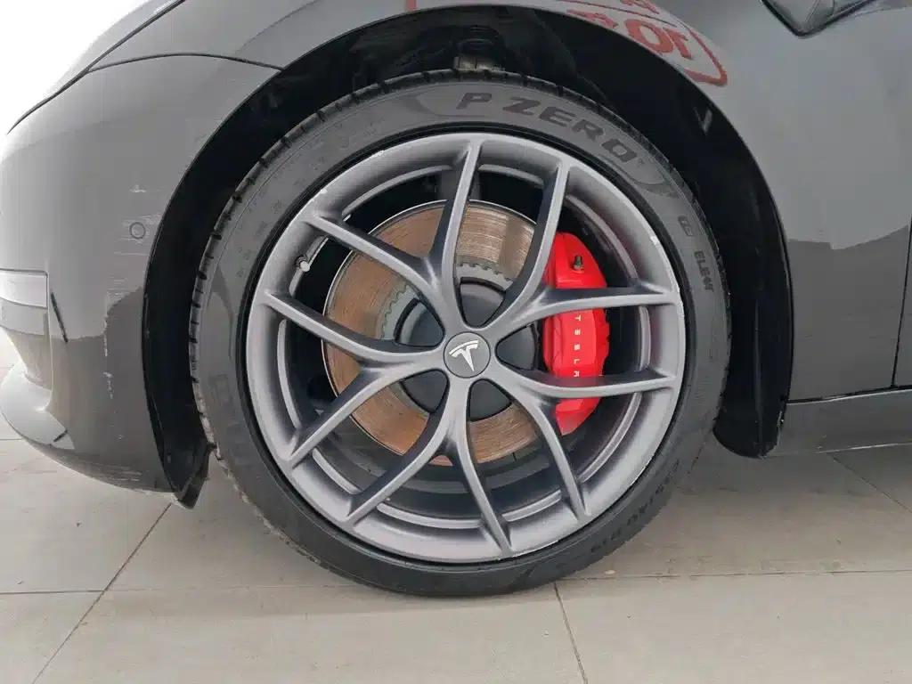 Model 3 2021 Performance All-Wheel Drive — миниатюра 17